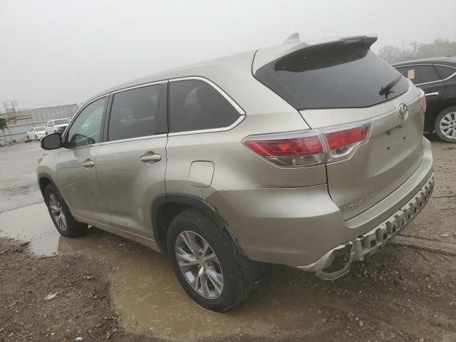 Photo 2 from auction – 2015 TOYOTA HIGHLANDER with VIN 5TDBKRFH9FS191363