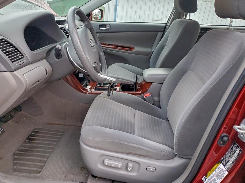 Photo 7 from auction – 2005 TOYOTA CAMRY LE with VIN 4T1BE32K85U098717