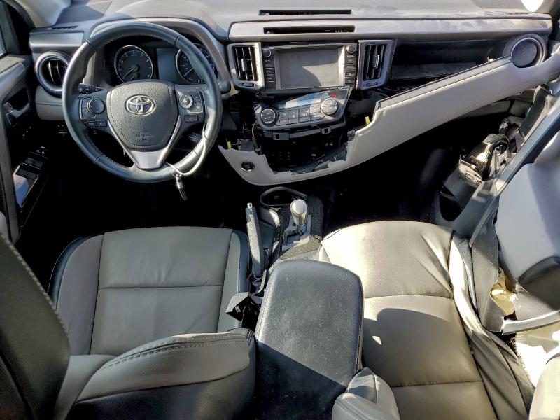 Photo 8 from auction – 2018 TOYOTA RAV4 LIMIT with VIN 2T3DFREV7JW833753