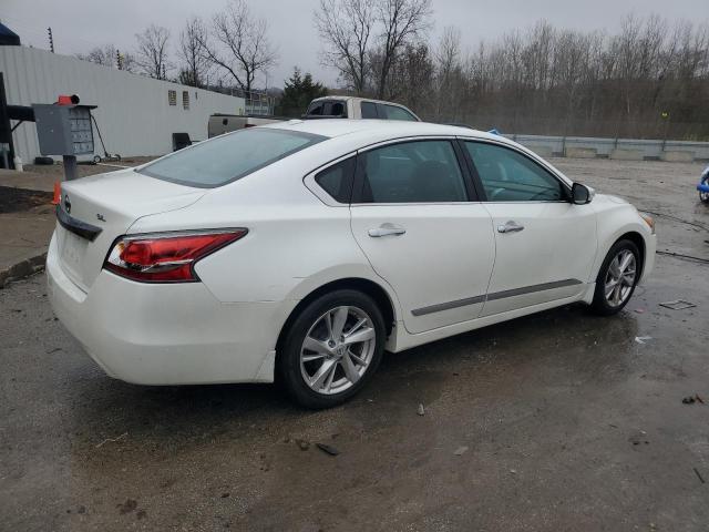 Photo 3 from auction – 2015 NISSAN ALTIMA 2.5 with VIN 1N4AL3AP1FN337173