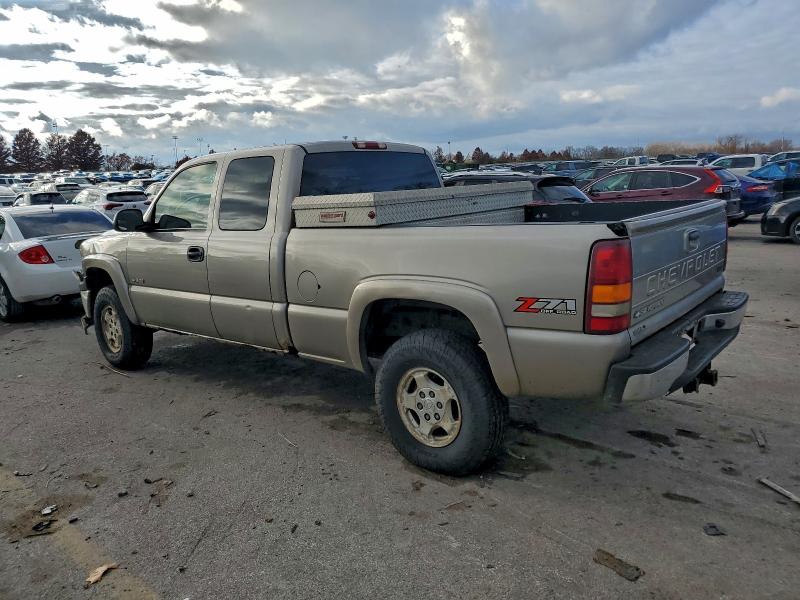 Photo 2 from auction – 2002 CHEVROLET SILVERADO with VIN 1GCEK19T72Z266889