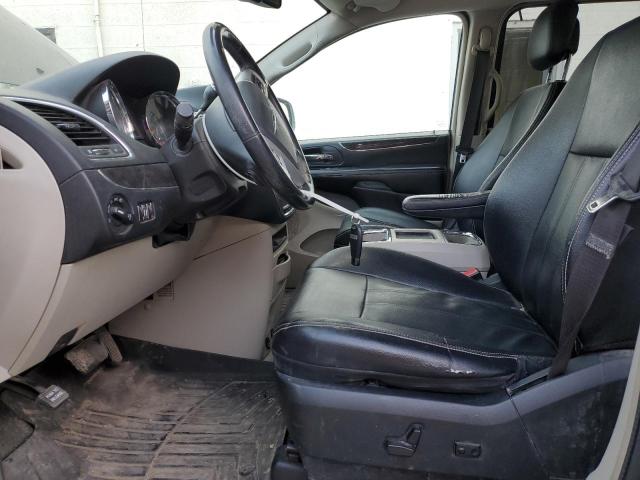 Photo 7 from auction – 2015 CHRYSLER TOWN & COU with VIN 2C4RC1BG1FR544424