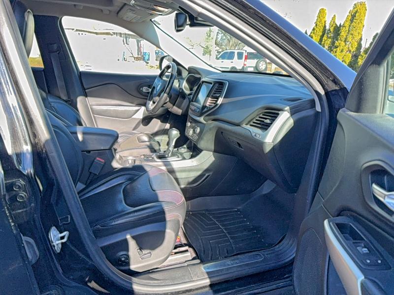 Photo 5 from auction – 2017 JEEP CHEROKEE O with VIN 1C4PJMJS2HW566799