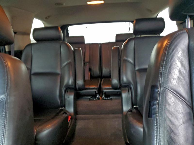 Photo 10 from auction – 2010 GMC YUKON DENA with VIN 1GKUKEEF8AR288874