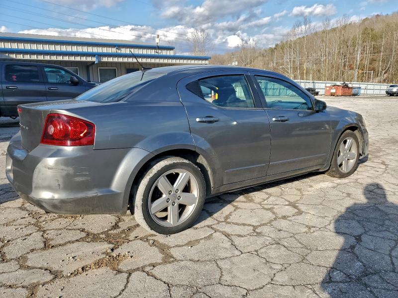 Photo 3 from auction – 2013 DODGE AVENGER SE with VIN 1C3CDZABXDN642874