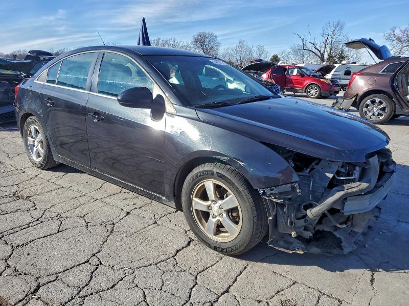 Photo 4 from auction – 2014 CHEVROLET CRUZE LT with VIN 1G1PC5SB4E7169611