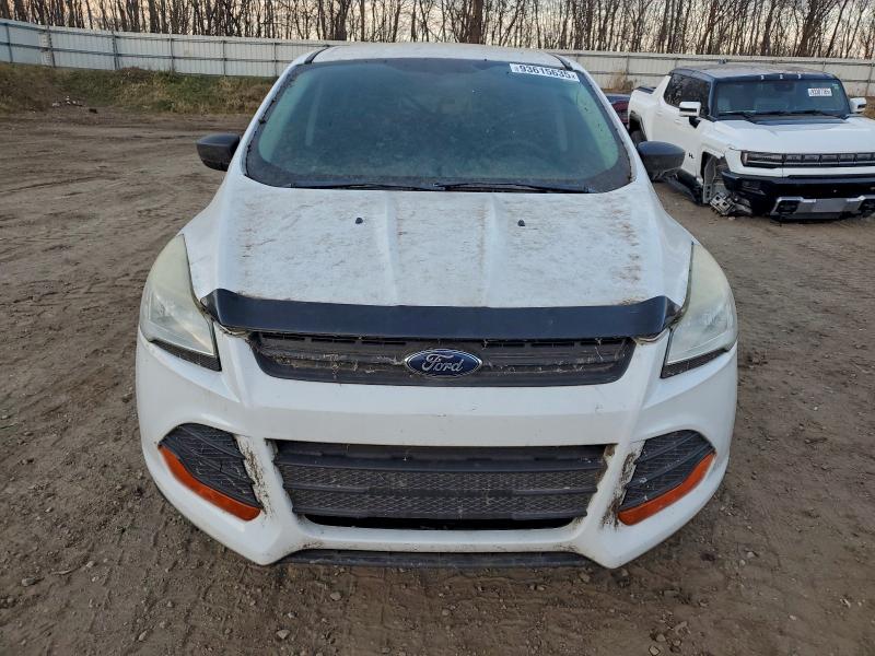 Photo 5 from auction – 2013 FORD ESCAPE S with VIN 1FMCU0F73DUA90390
