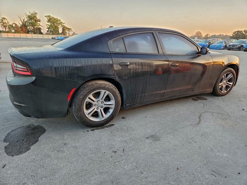 Photo 3 from auction – 2016 DODGE CHARGER SE with VIN 2C3CDXBG7GH103947