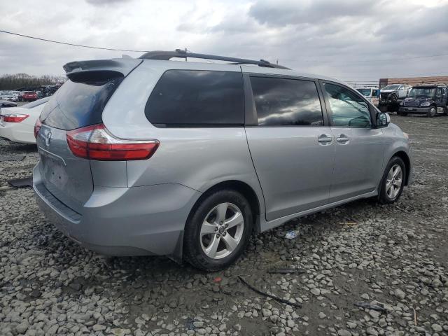 Photo 3 from auction – 2018 TOYOTA SIENNA LE with VIN 5TDKZ3DC7JS959141