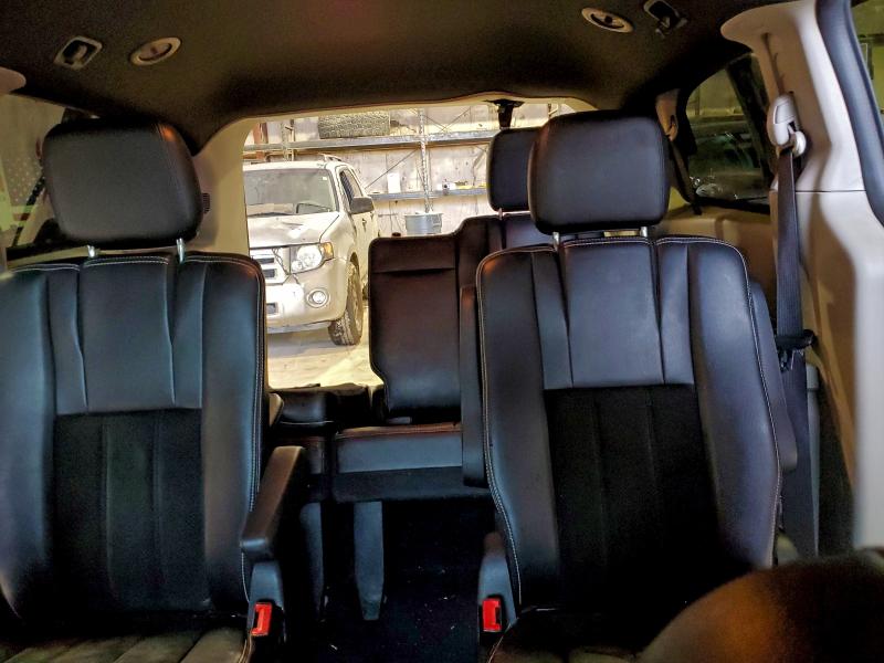 Foto 10 de la subasta – 2017 DODGE GRAND CARA con VIN 2C4RDGCG2HR780727