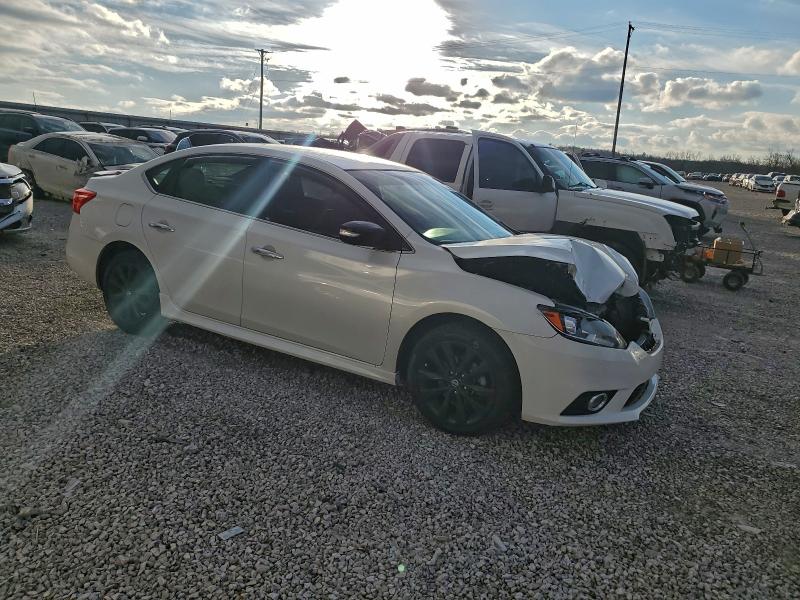 Photo 4 from auction – 2017 NISSAN SENTRA with VIN 3N1AB7AP3HY269441