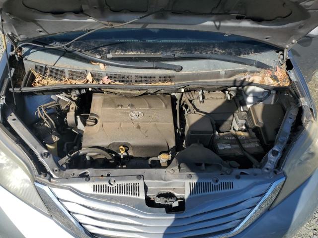 Photo 12 from auction – 2011 TOYOTA SIENNA XLE with VIN 5TDYK3DC5BS037709