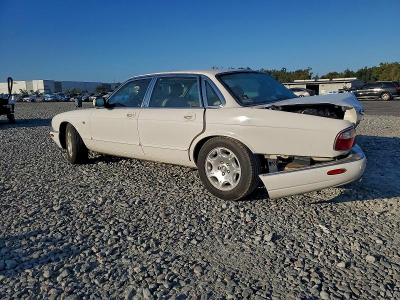 Photo 2 from auction – 2001 JAGUAR XJ8 with VIN SAJDA14C01LF28568