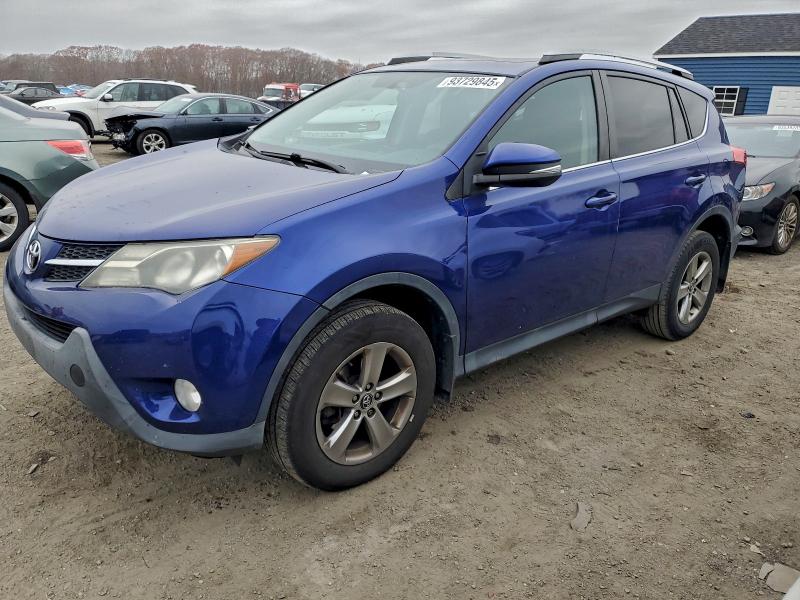 TOYOTA RAV4 XLE 2015 with VIN 2T3RFREV4FW261232 - Photo from auction