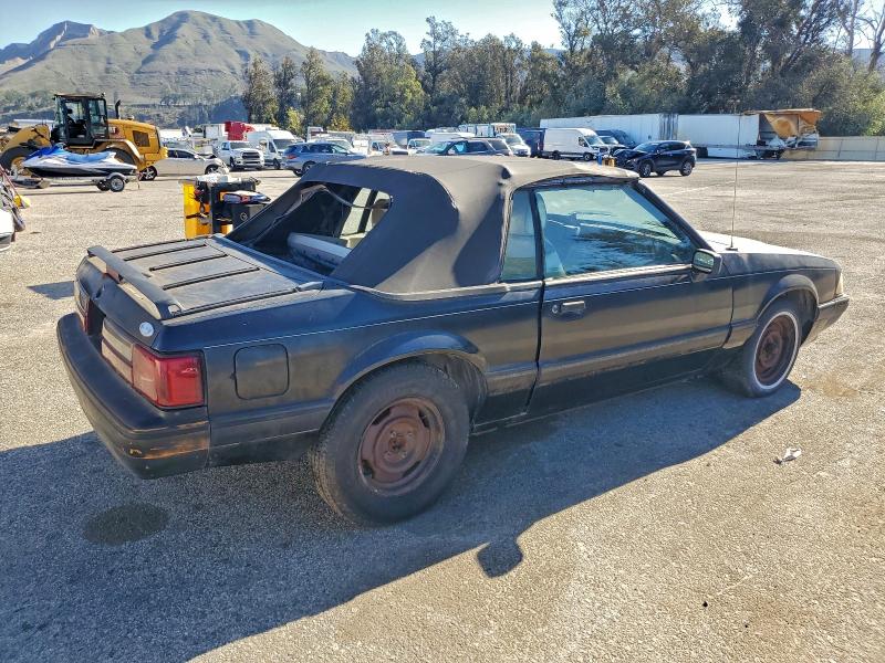 Photo 3 from auction – 1989 FORD MUSTANG with VIN 1FABP44A8KF136946