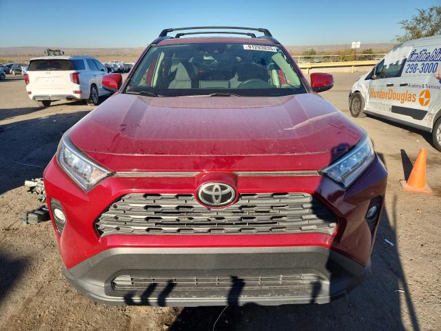 Photo 5 from auction – 2019 TOYOTA RAV4 XLE with VIN JTMP1RFV1KJ017972