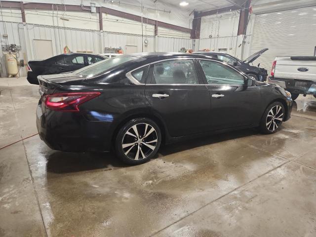 Photo 3 from auction – 2017 NISSAN ALTIMA 3.5 with VIN 1N4BL3AP4HC173260