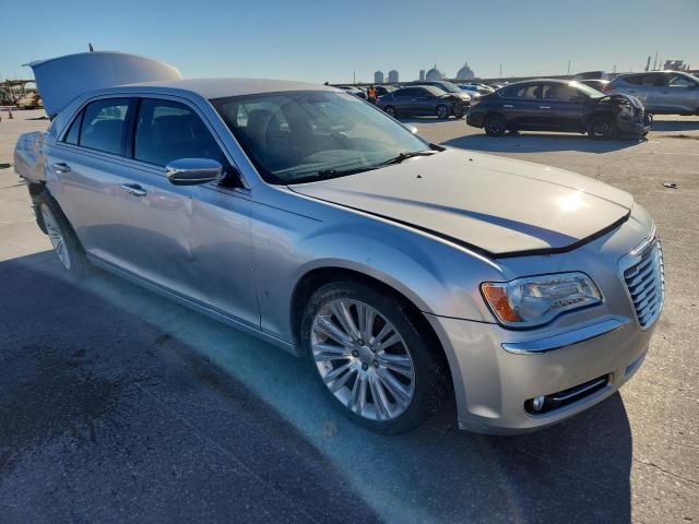 Photo 4 from auction – 2012 CHRYSLER 300 LIMITE with VIN 2C3CCACG5CH223464