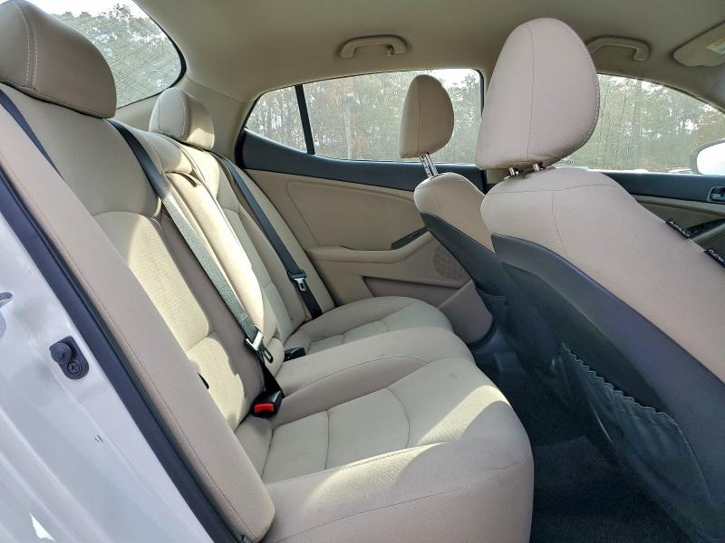 Photo 10 from auction – 2015 KIA OPTIMA LX with VIN 5XXGM4A71FG517837