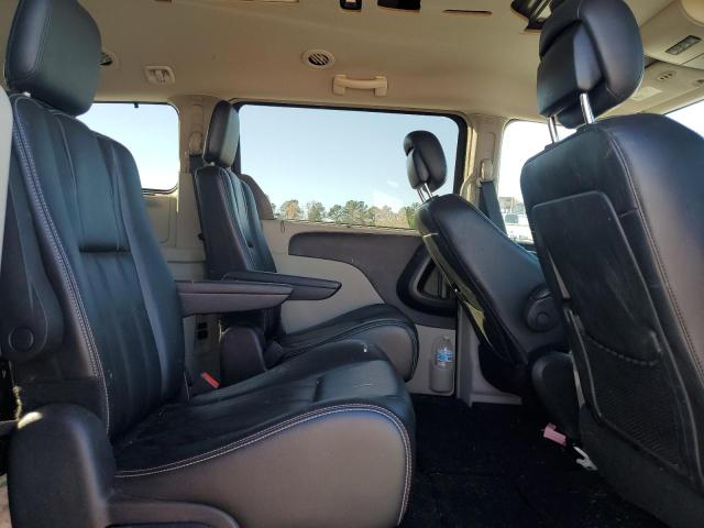 Photo 11 from auction – 2014 CHRYSLER TOWN & COU with VIN 2C4RC1BG6ER449694