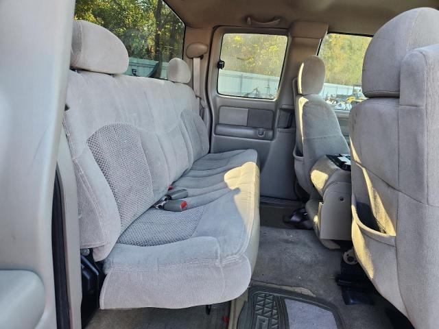 Photo 10 from auction – 2002 CHEVROLET SILVERADO with VIN 2GCEC19T121421555
