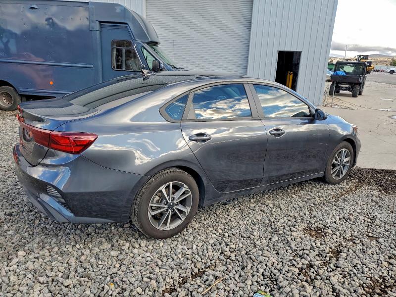 Photo 3 from auction – 2023 KIA FORTE LX with VIN 3KPF24AD4PE633308