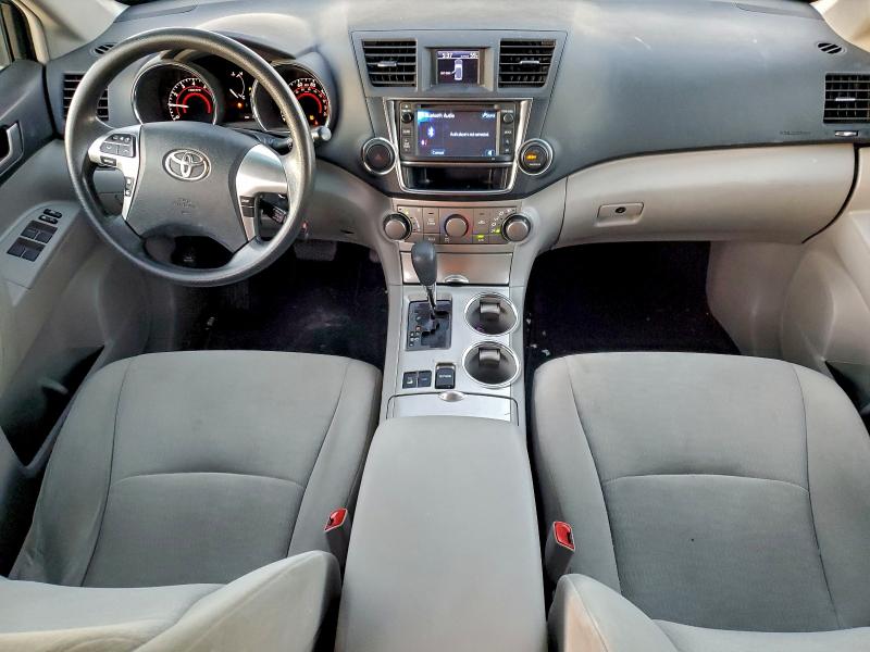 Photo 8 from auction – 2013 TOYOTA HIGHLANDER with VIN 5TDBK3EH0DS225444