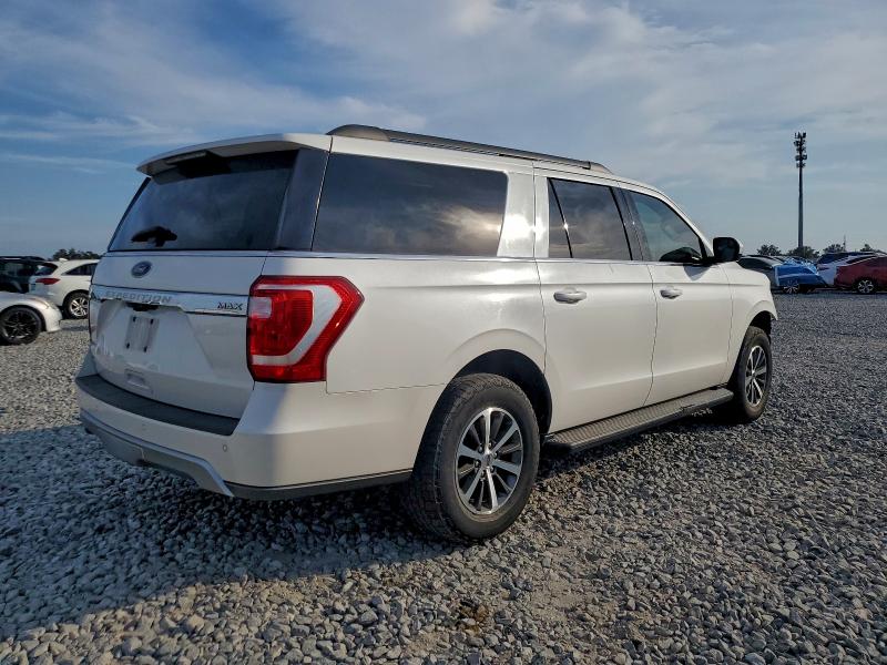 Photo 3 from auction – 2018 FORD EXPEDITION with VIN 1FMJK1HT9JEA19309