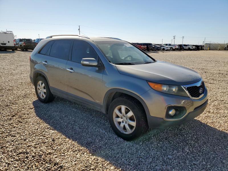 Photo 4 from auction – 2011 KIA SORENTO BA with VIN 5XYKTCA16BG015754