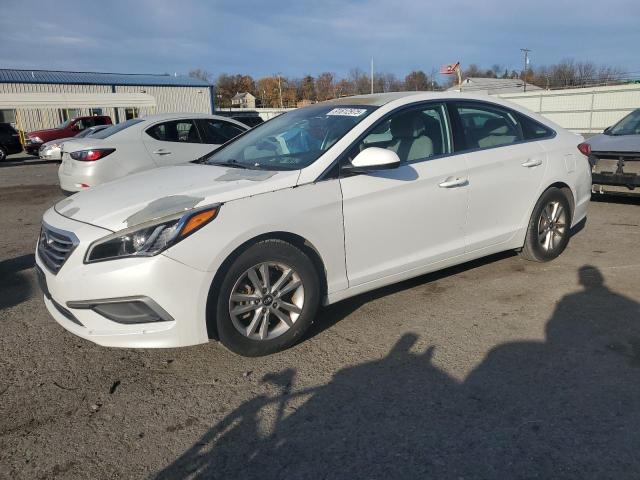 HYUNDAI SONATA SE 2016 with VIN 5NPE24AF6GH411068 - Photo from auction