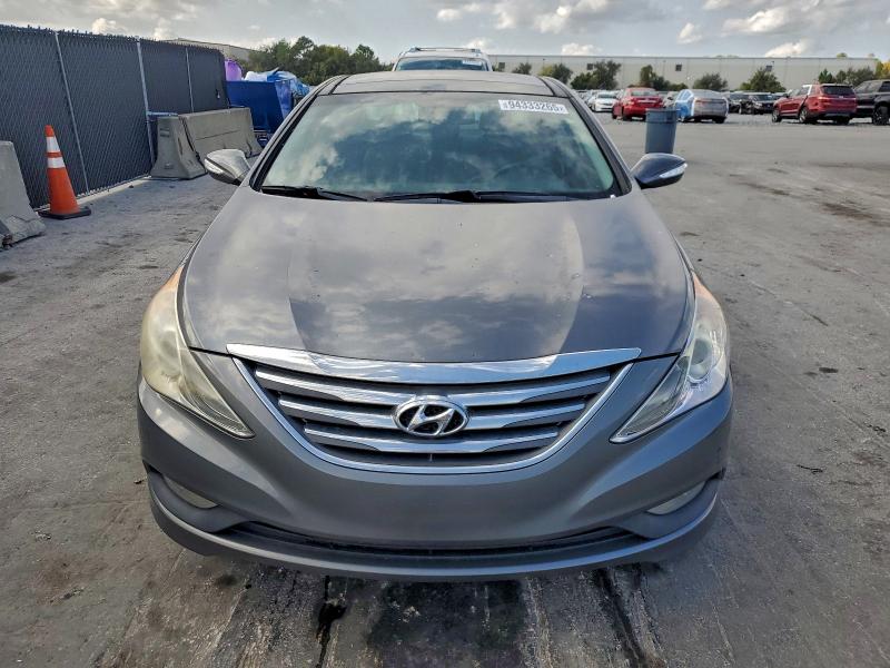 Photo 5 from auction – 2014 HYUNDAI SONATA SE with VIN 5NPEC4AC0EH830257