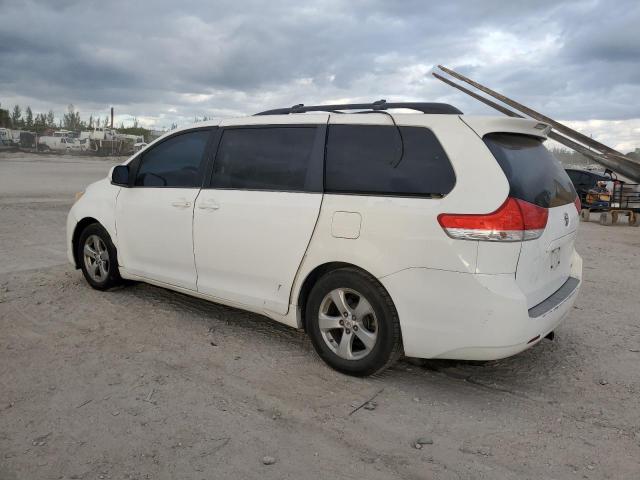 Photo 2 from auction – 2011 TOYOTA SIENNA LE with VIN 5TDKK3DC5BS072305