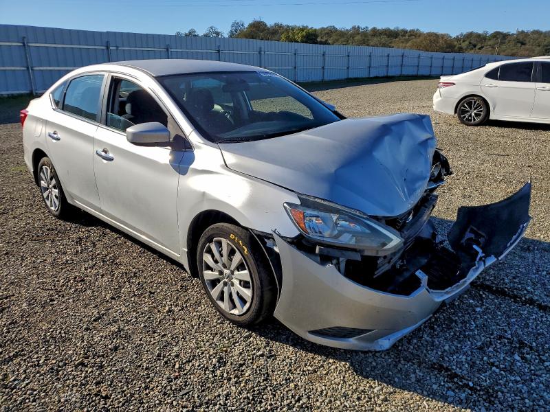 Photo 4 from auction – 2016 NISSAN SENTRA with VIN 3N1AB7AP0GY293923