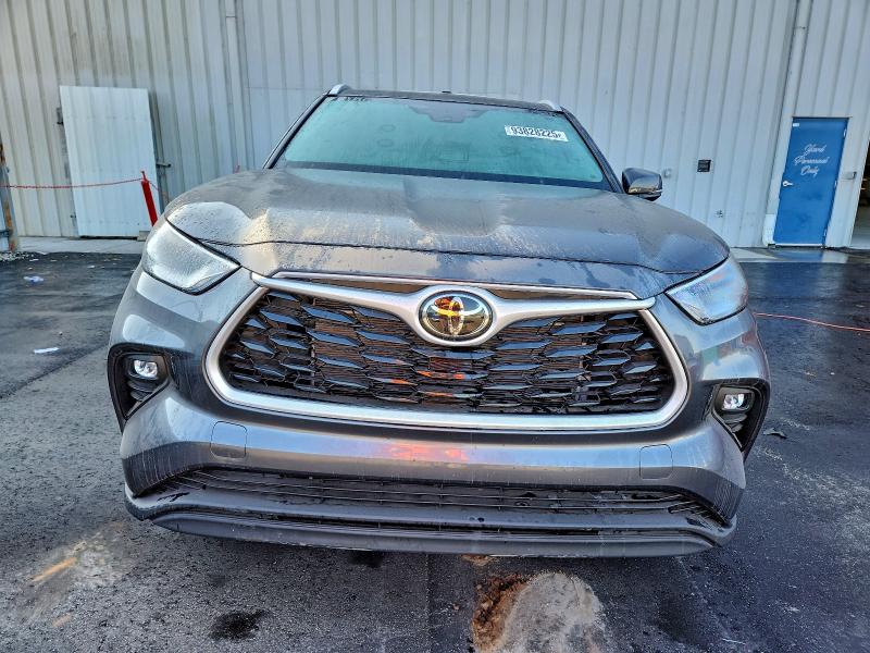 Photo 5 from auction – 2025 TOYOTA HIGHLANDER with VIN 5TDKDRAH5SS555595