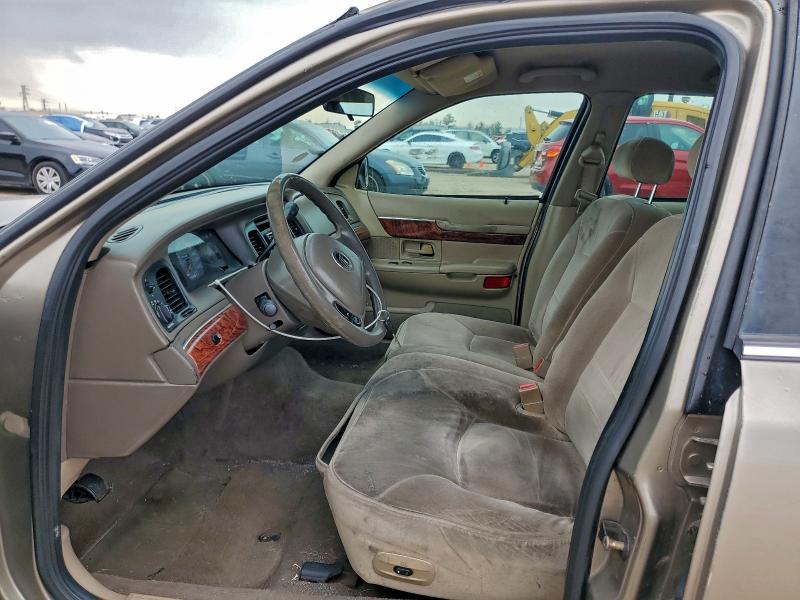 Photo 7 from auction – 2002 MERCURY GRAND MARQ with VIN 2MEFM74W22X649436