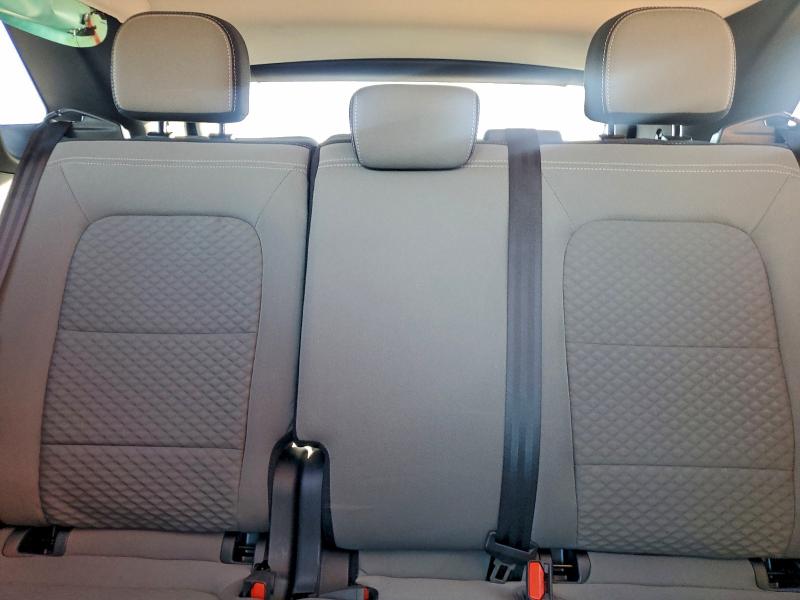 Photo 10 from auction – 2022 FORD ESCAPE SE with VIN 1FMCU0G69NUC00009