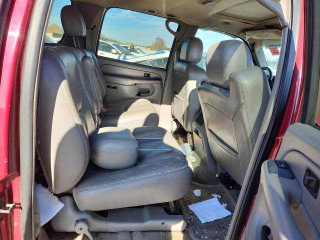 Photo 11 from auction – 2004 CHEVROLET SUBURBAN with VIN 3GNFK16Z74G118555