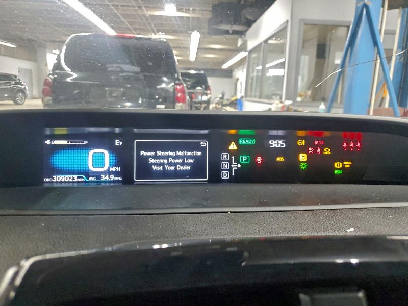 Photo 9 from auction – 2018 TOYOTA PRIUS with VIN JTDKBRFU4J3595503