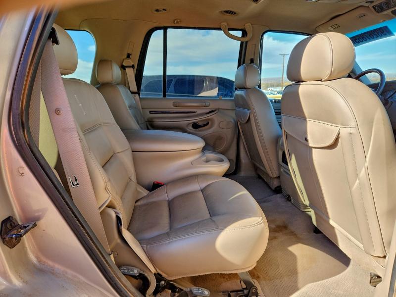 Photo 11 from auction – 2000 LINCOLN NAVIGATOR with VIN 5LMPU28A8YLJ06341
