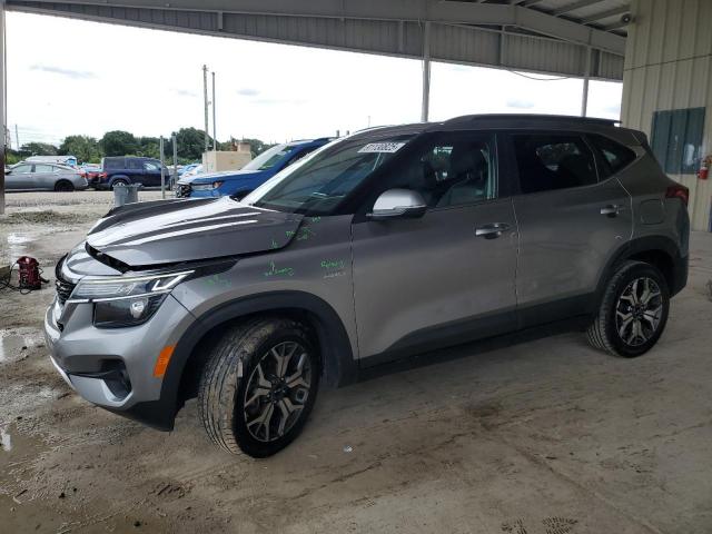KIA SELTOS EX 2022 with VIN KNDERCAA9N7270847 - Photo from auction