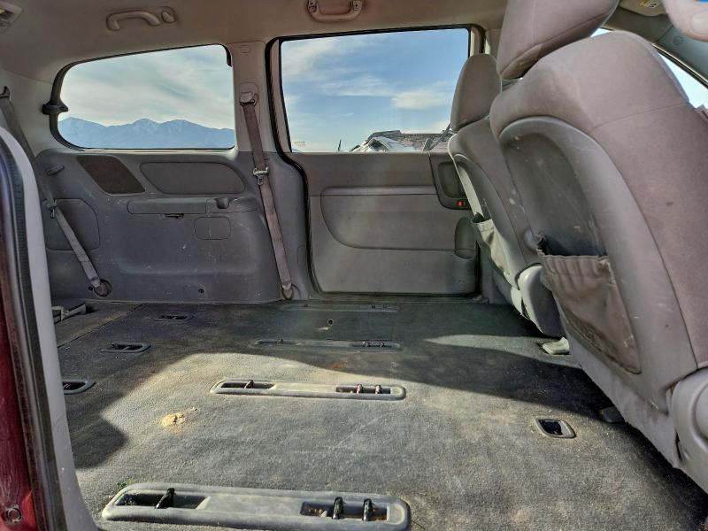 Photo 11 from auction – 2011 KIA SEDONA LX with VIN KNDMG4C78B6377916