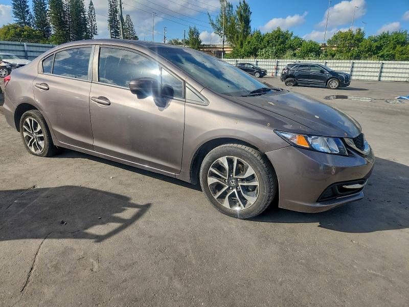 Photo 4 from auction – 2015 HONDA CIVIC with VIN 19XFB2F82FE233326
