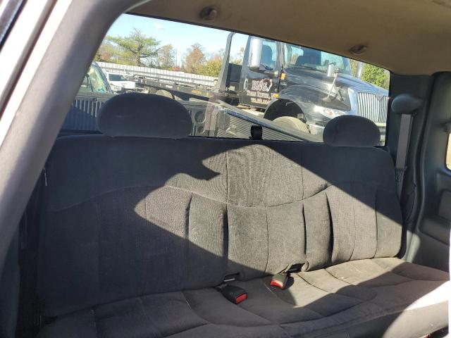 Photo 10 from auction – 2002 CHEVROLET SILVERADO with VIN 2GCEC19V221104112