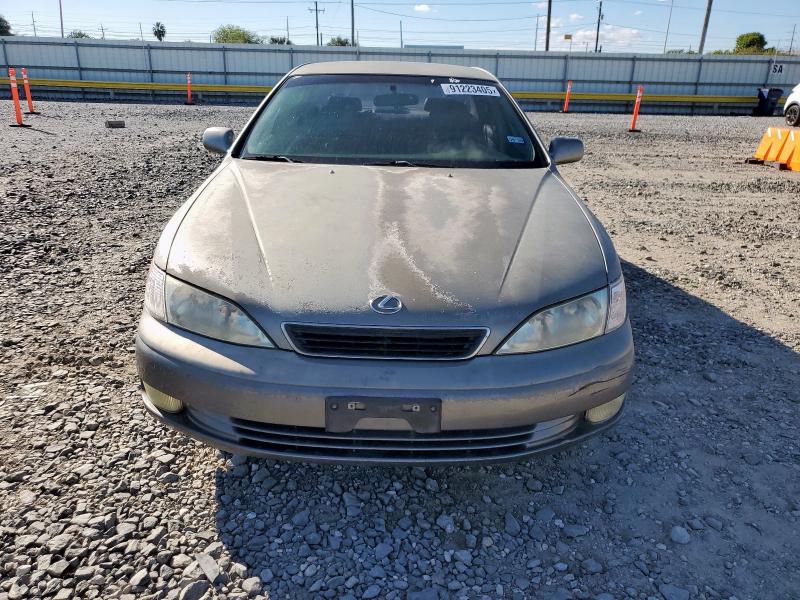 Photo 5 from auction – 1998 LEXUS ES 300 with VIN JT8BF28G6W5030330