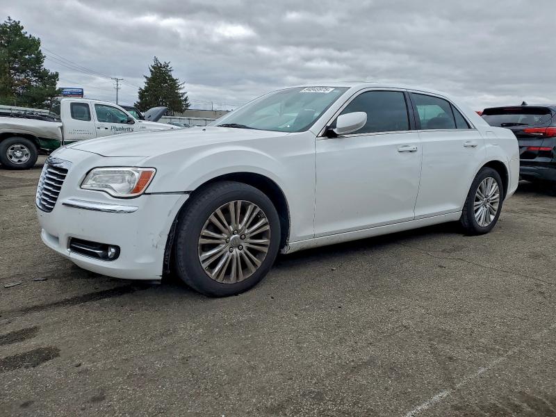 CHRYSLER 300 2014 with VIN 2C3CCARG0EH321473 - Photo from auction