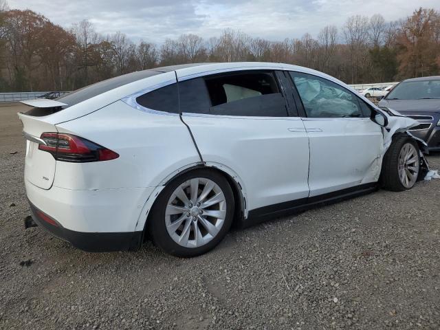 Photo 3 from auction – 2017 TESLA MODEL X with VIN 5YJXCAE28HF051278