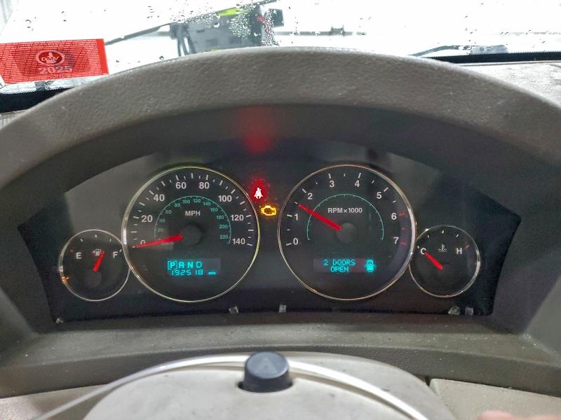 Photo 9 from auction – 2007 JEEP GRAND CHER with VIN 1J8HR68287C575496