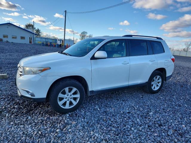 TOYOTA HIGHLANDER 2012 with VIN 5TDBK3EH3CS098901 - Photo from auction