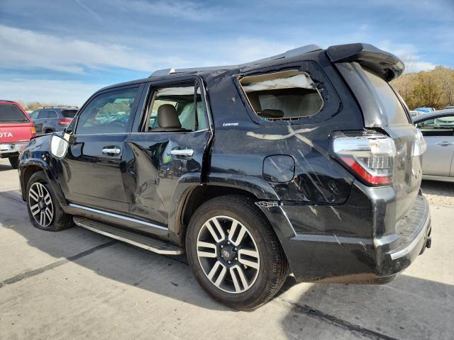 Photo 2 from auction – 2018 TOYOTA 4RUNNER SR with VIN JTEBU5JR2J5517212