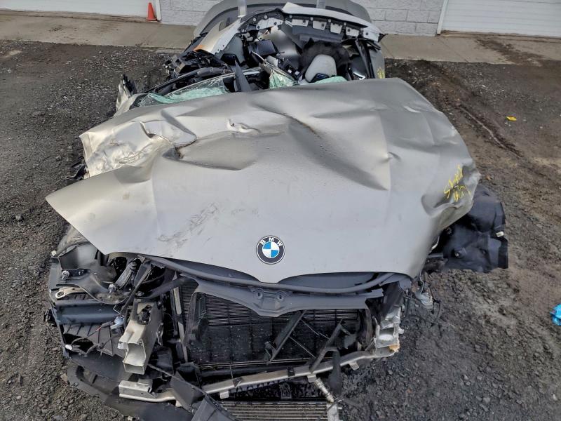 Photo 11 from auction – 2022 BMW M8 with VIN WBSDZ0C08NCJ59513